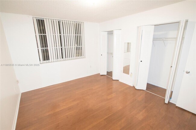 Building Photo - 12130 St.Andrews Pl