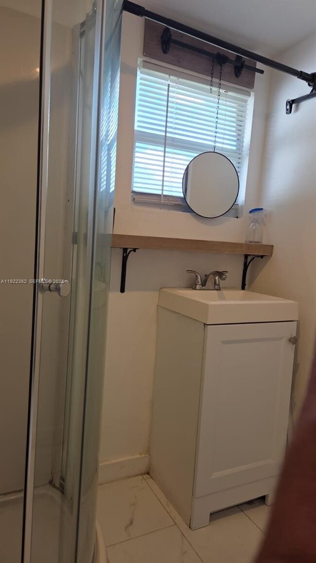 Building Photo - 6431 Hayes St