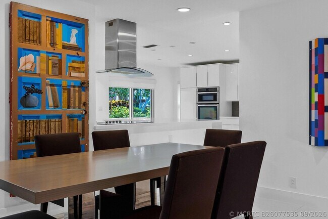 Building Photo - 3759 Oaks Clubhouse Dr