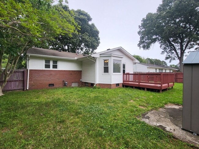 Building Photo - AZALEA ACRES