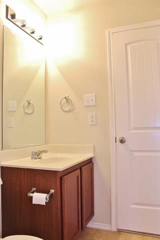 Building Photo - 229 Colt Dr