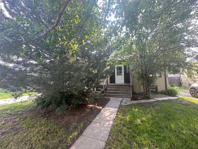 Primary Photo - Painter - 2605 1/2 Ave E