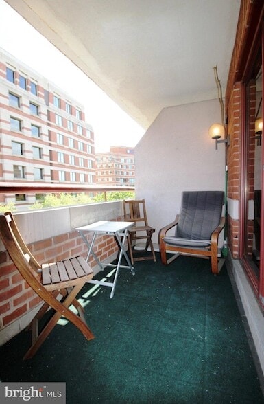 Building Photo - 2301 N Street NW Unit 407