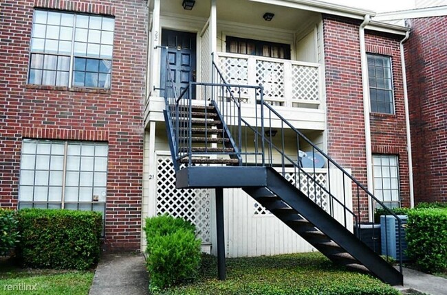 Primary Photo - 2 br, 2 bath Condo - 8055 Cambridge Street 21