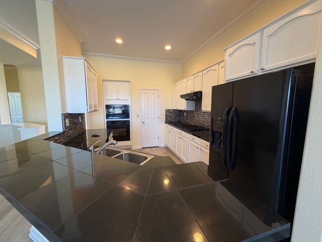 Building Photo - 1041 Turnberry Dr