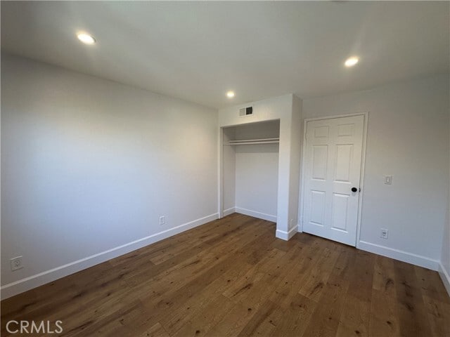Building Photo - 13508 Moorpark St