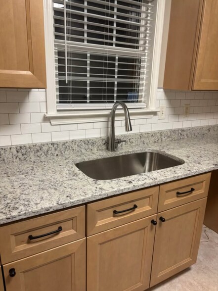 Building Photo - 1012 Crystal Bear Trail