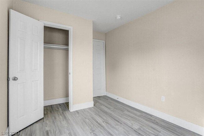 Building Photo - 1815 Stanford St