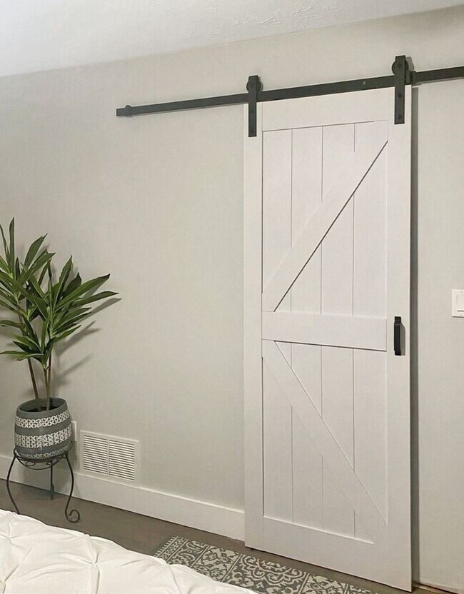 Building Photo - Coming Soon! Mid Century Modern Cape Cod i...