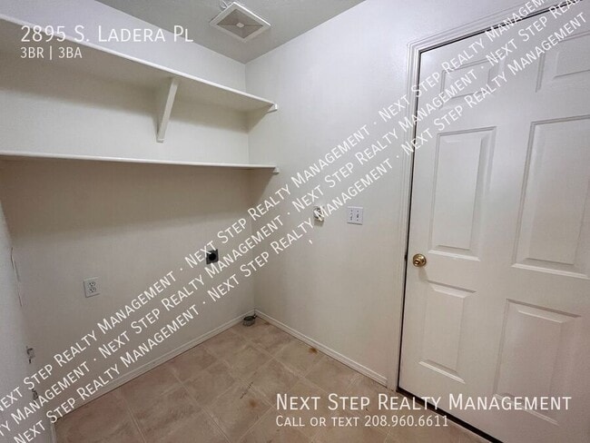 Building Photo - 2895 S Ladera Pl