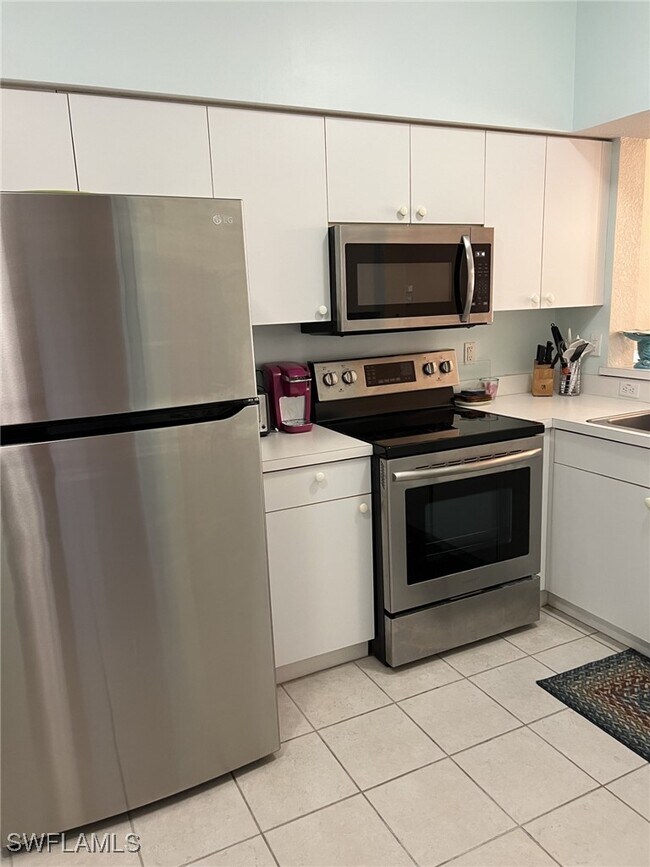 Building Photo - 3245 Cypress Glen Way