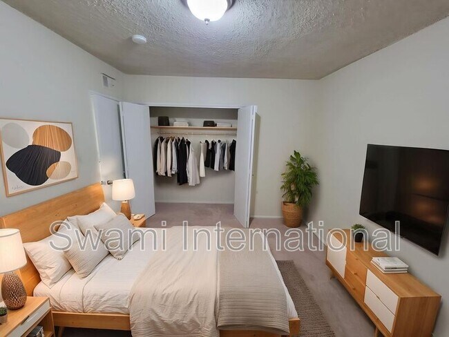 Building Photo - 2717 141st Pl