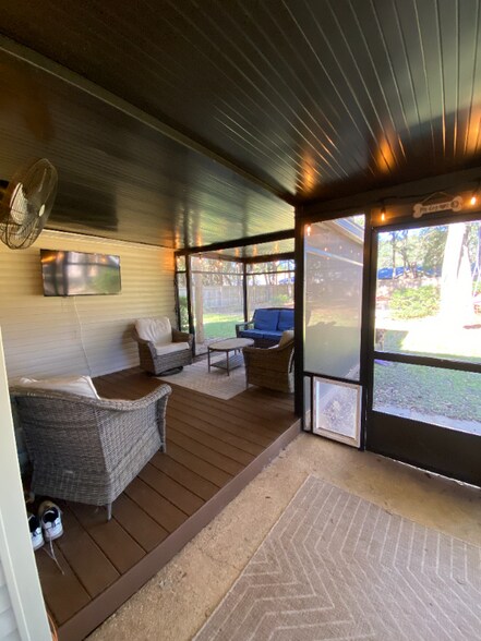 Building Photo - 413 Andros Way