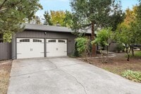 Building Photo - 1932 Verda St