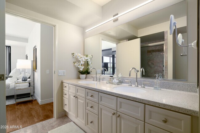 Building Photo - 4808 N 24TH St