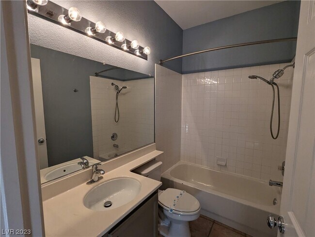 Building Photo - 10500 White Heath Ct