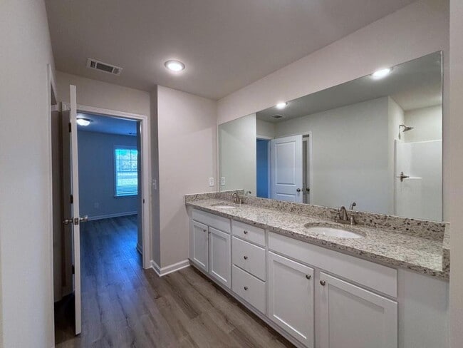 Building Photo - 244-C Alston Ridge Dr