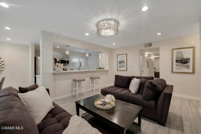 Building Photo - 4642 Park Granada Park