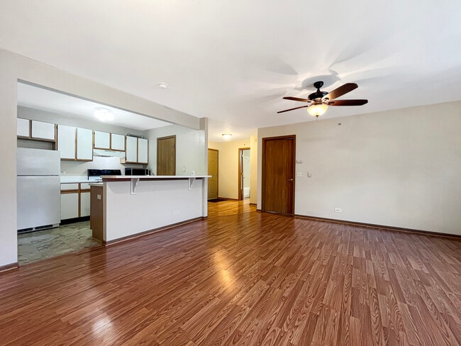 Building Photo - 1524 W Sand Bar Ct