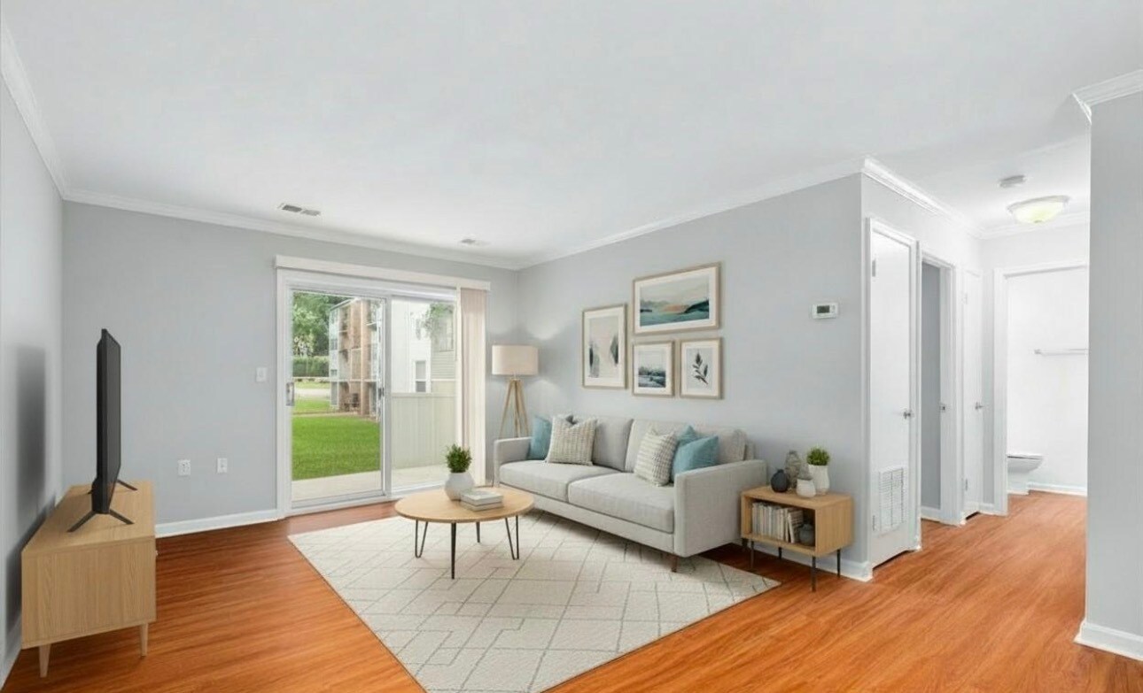 Building Photo - 18334 Streamside Dr