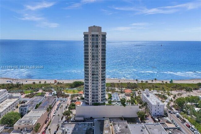 Building Photo - 7330 Ocean Terrace