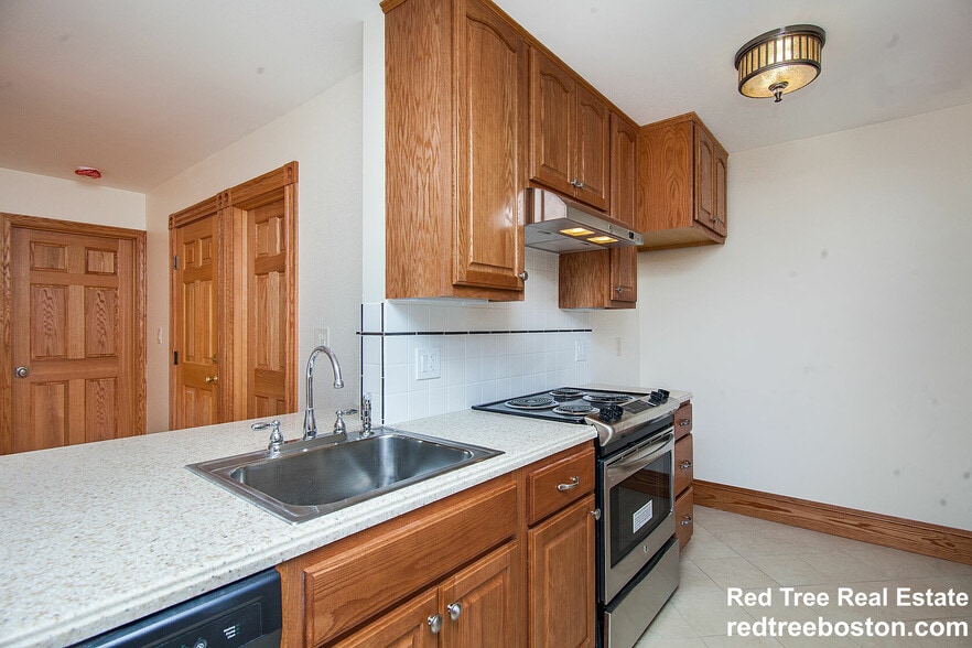 Unit 4 - 27 Phillips St