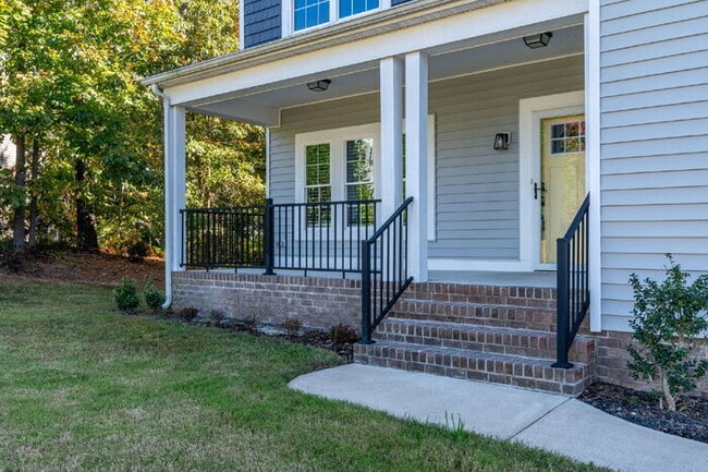 Building Photo - 5001 Dampier Ct