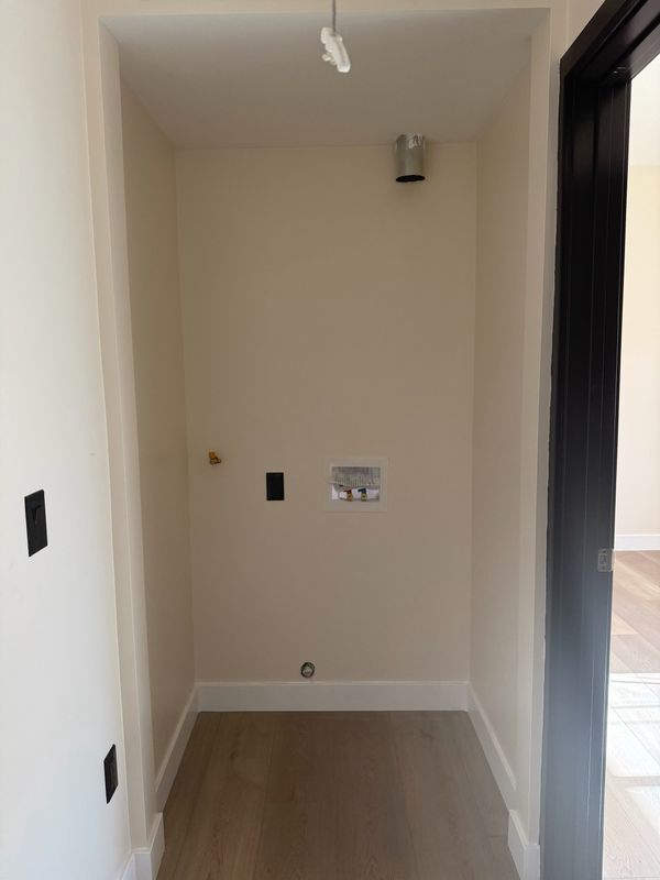 Building Photo - 11650 Kittridge