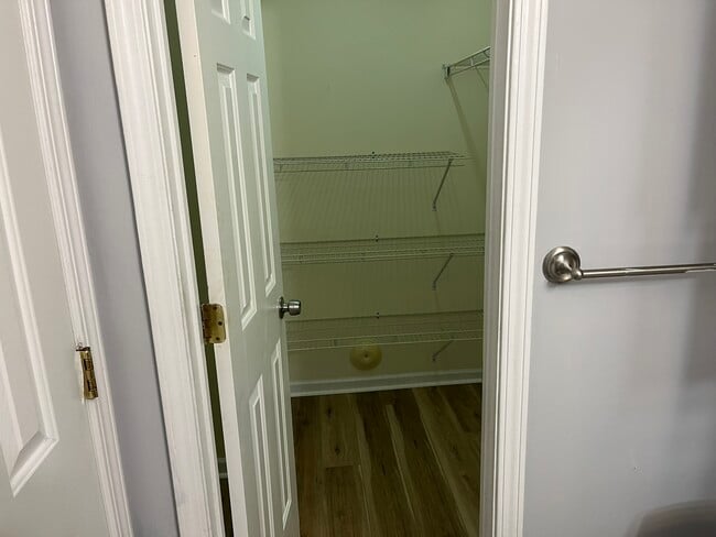 Building Photo - 5513 Stewartby Dr