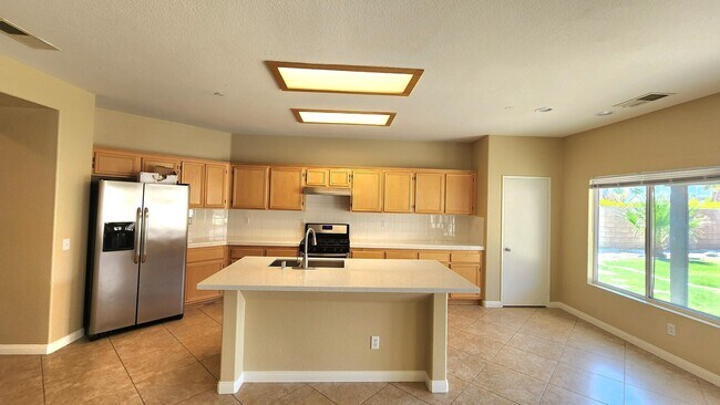Building Photo - 703 Ventana Ridge