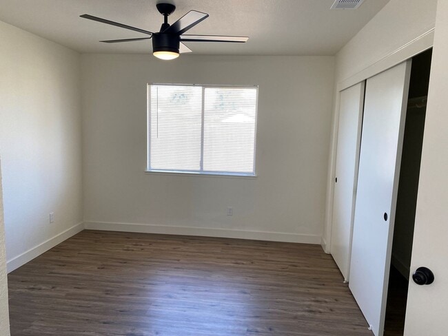 Building Photo - 5917 Stone Bridge Ln