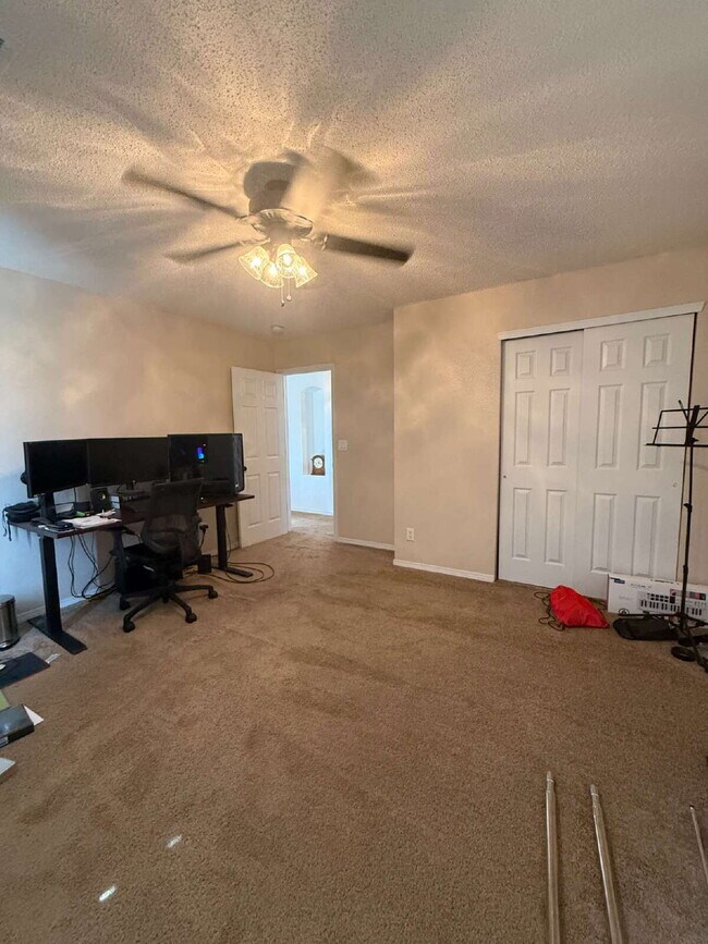 Building Photo - 12869 Little Misty Ln