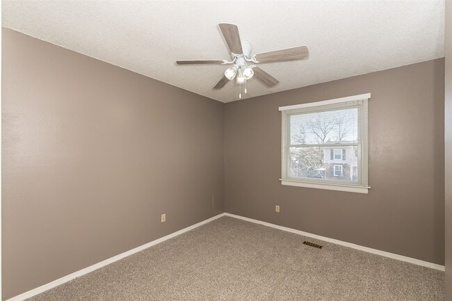 Building Photo - 2285 Hill House Rd