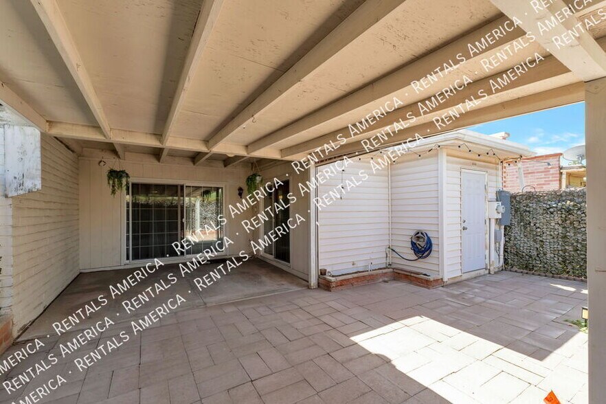 Building Photo - 4251 N Limberlost Pl