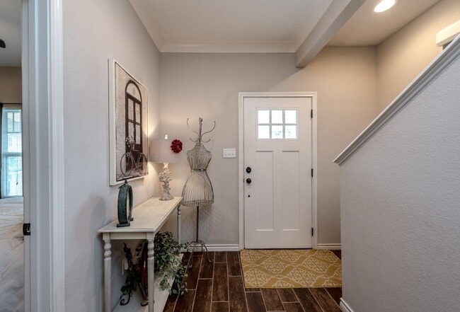 Building Photo - 1117 Oney Hervey Dr