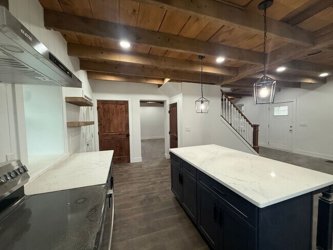 Building Photo - Amazing Brand New Renovated Farmhouse. Don't Miss.