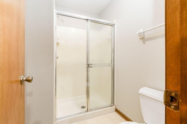 Building Photo - 4841 Dierker Rd