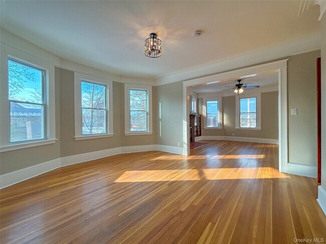 Building Photo - 51 Park Ave