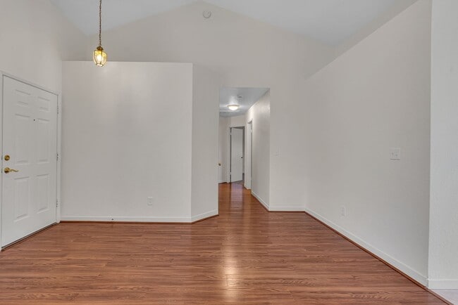 Building Photo - 101 Citrus Ave