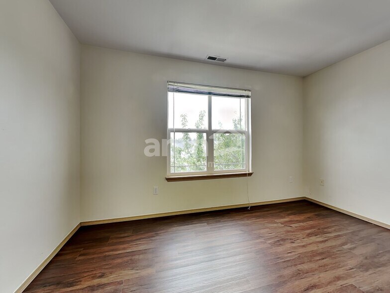 Building Photo - 19311 105th Ave Ct E