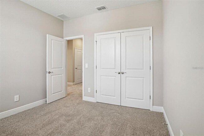 Building Photo - 5093 Railroad Vine Aly