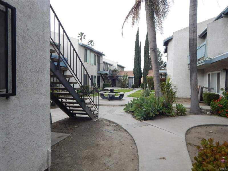 Building Photo - 8939 Mango Ave