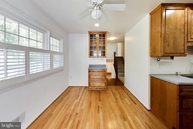 Building Photo - 11907 Hunters Ln