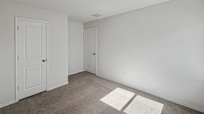 Building Photo - 936 Jefferson Wy