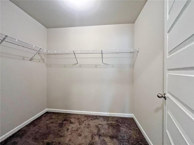 Building Photo - 2734 Shetley Creek Dr