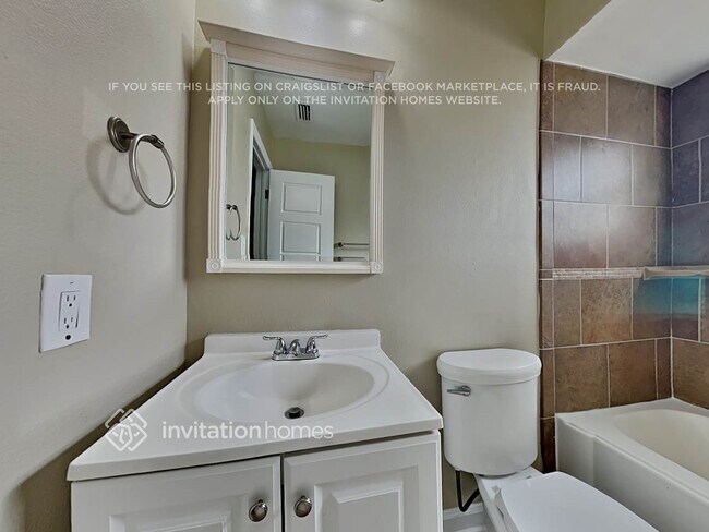 Building Photo - 15924 Eagle River Way