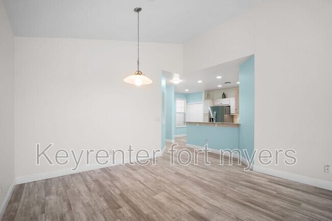 Building Photo - 3525 Arclight Ct