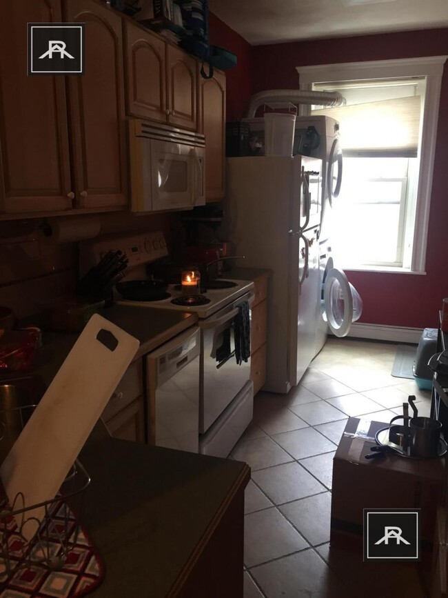 Primary Photo - 1 bedroom in Brighton MA 02135