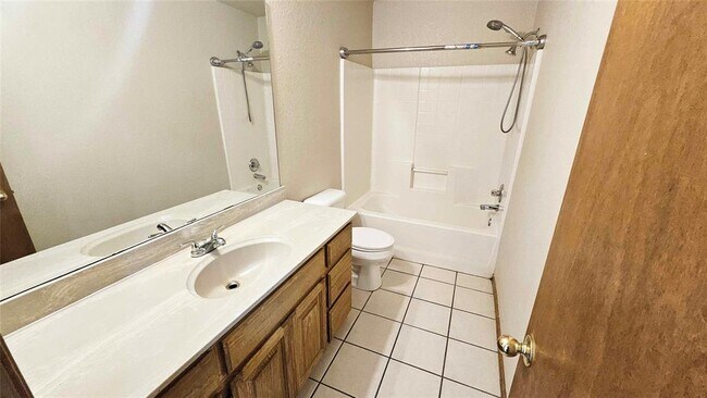 Building Photo - 4117 Gyrfalcon Dr