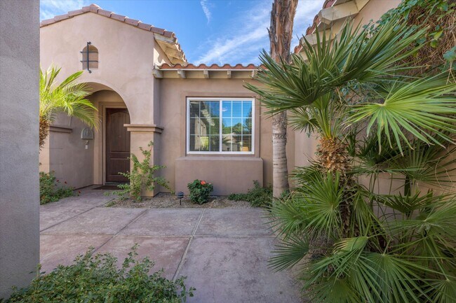 Building Photo - 52274 Shining Star Ln